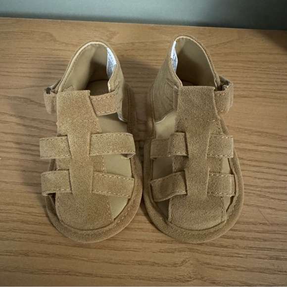Janie and Jack Tan Sandals Size 6-12 Months - Picture 1 of 7